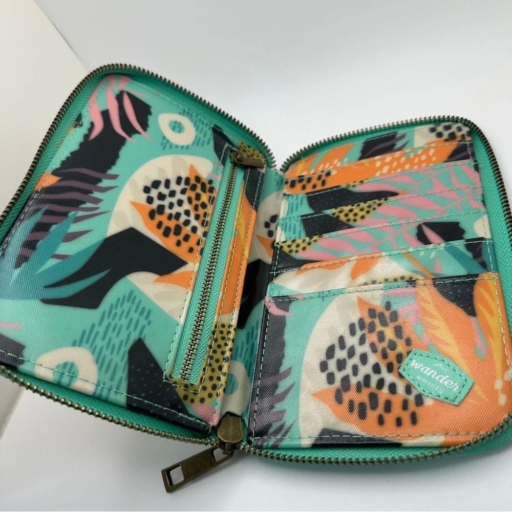 Wander Vibrant Tropical Artistic Print Zippered Wallet Abstract Floral Motifs - Picture 8 of 15